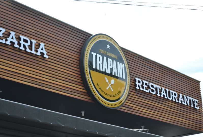 Letreiros para Fachadas Ipanema - Letreiro em Neon para Fachada